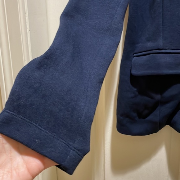 Banana Republic cotton navy blazer ( sz med) - Picture 5 of 13